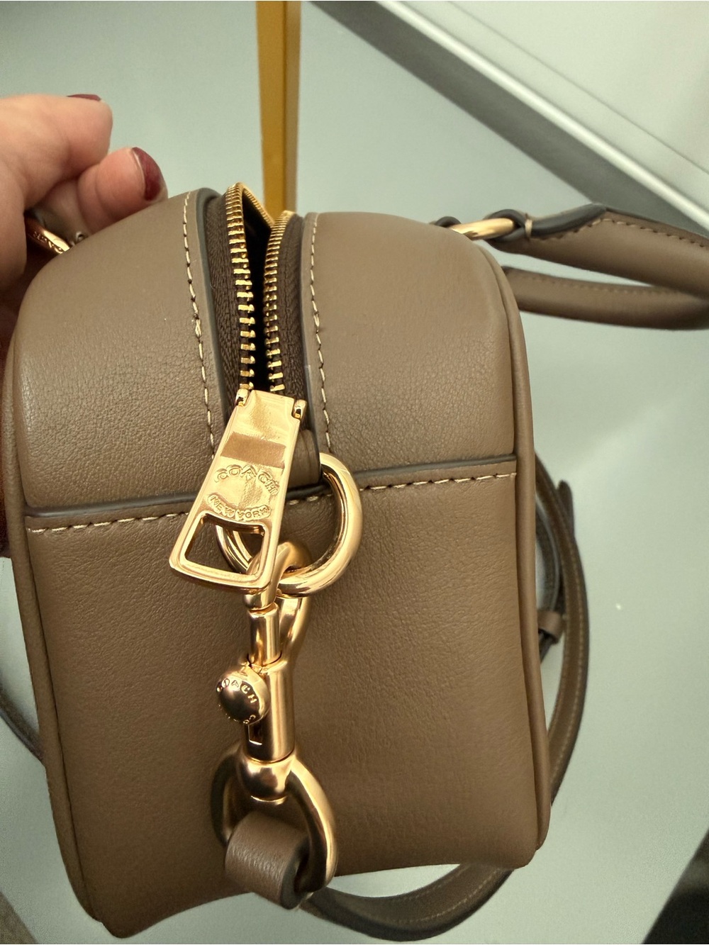 Coach Outlet small cube satchel in dark stone - Picture 3 of 9